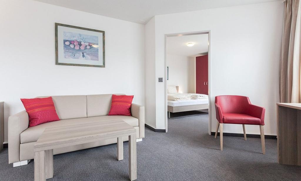 Ema House Serviced Apartments Aussersihl 취리히 외부 사진